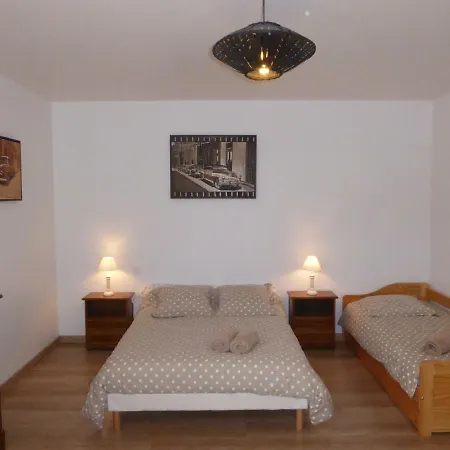 فندق مبيت وإفطار La Mimona 3*